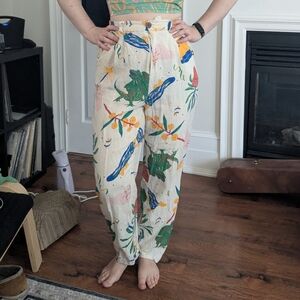 weird linen trousers